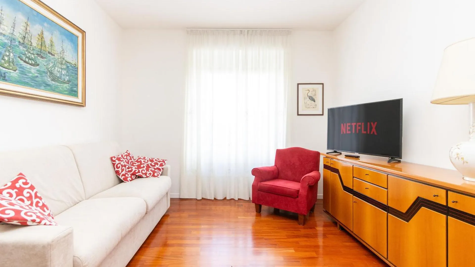 Modern Suite With Balcony And Park View 米兰 0*,  意大利